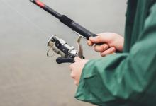 路亚鱼竿握柄软木和EVA材质优缺点，从这几点分析