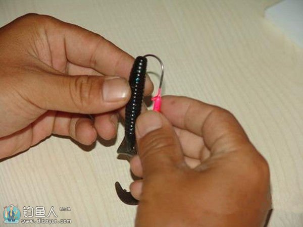图解常用路亚软饵的挂钩使用教程_路亚技巧_爱钓鱼