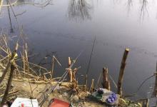 别把钓组的灵与钝看的那么复杂，只看子线的弯曲程度，就足够了