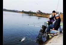 大风天气钓鱼难？2招解决问题