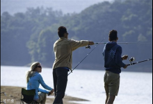 台约的动与传统钓法的静之间的区别