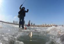 冬季浮底冰钓技巧及注意事项