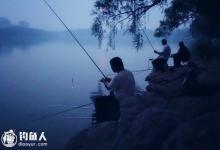 夏天夜钓浮漂的调钓及提竿技巧