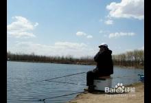 怎样用手竿钓鱼的一些技巧分享