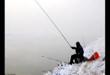 冬季垂钓，钓鱼人如何做好保暖工作？这里讲明白