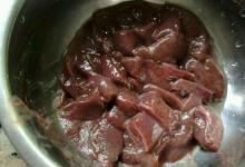 秋钓唯独这猪肝饵最奏效，用过的人没一个不服