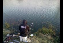 冬季钓鱼的选位技巧及垂钓方法