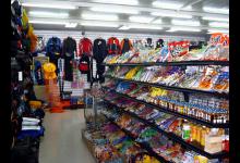 随着邓刚和刘志强两位大师网络走红，他们的主打饵料是否会涨价？