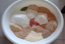 初春钓鲤鱼饵料怎么搭配效果好？饵料搭配对，钓鱼不费劲