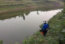 钓鱼人开启“游钓”模式，在重庆钓获大鱼一条，据说是当地特有？