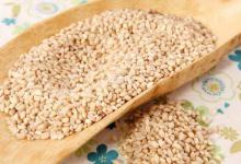 这款自制饵料便宜又好用，成本不足一包烟钱，专钓鲫鱼鲤鱼跟草鱼