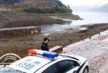 钓鱼人又立功：女钓友营救豆蔻少女驱走禽兽