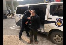 老哥钓鱼落水一夜才自救，野外夜钓别一个人去！预防以及自救攻略