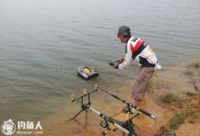 夏末水库下雨天后钓鲫鱼的利弊及技巧分析
