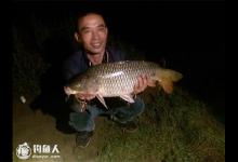 坑塘、水库夜钓鲤鱼时间、钓位、渔具选择