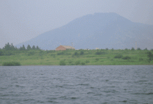 夏季的雨天在水库野钓的选位方法和技巧