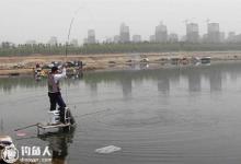 高手支招黑坑钓鱼选择钓位的技巧