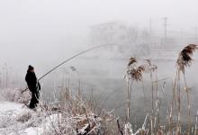 大雪后别急着封竿！选这几种天气出钓，鱼获不会少