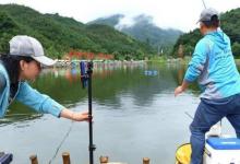 一筐鱼一根杆，挖个草坑直播狂拉卖货，钓鱼人的“智商税”好赚啊