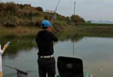 迷恋钓鱼的我，为了让媳妇也入钓鱼坑，我也是办法想尽！