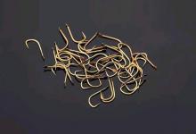 野钓如何选择鱼钩及格漂呢