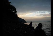 如何寻找更适合夜钓的水域，其实可以看看小杂鱼的密度……