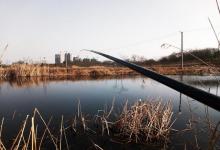 野外钓鱼不知如何用饵，那就看看这套心得，提升钓获不难