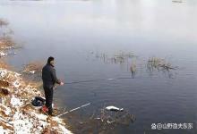 冬天野河钓板鲫秘籍：记住这几个位置，下竿中鱼超容易