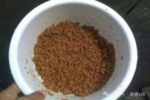 水生动物的饵料特征：消化道结构简单，消化管短，微生物作用小