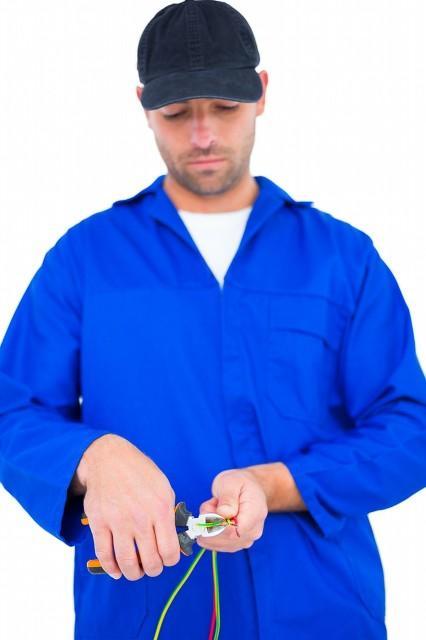 电力系统比985还难考？内卷到极致，为何人人都往里冲