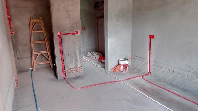 装修走线避坑指南：明线暗线混合走，线径选型一步到位