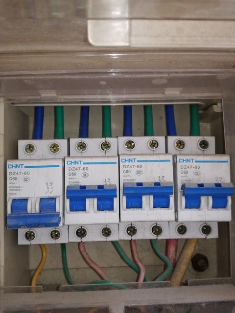 家用配电箱接法全解析:总开选空开还是漏保?附配线标准