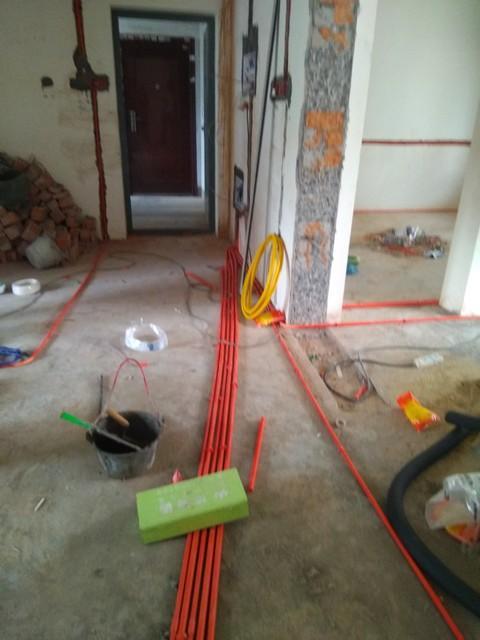 装修走线避坑指南：明线暗线混合走，线径选型一步到位