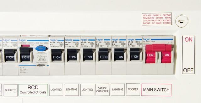 空开与漏保选型指南：型号、线径、功率对应全解析