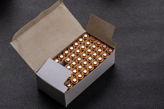 电工实用经验:5号7号电池防漏电、久存不亏电,这几招超管用