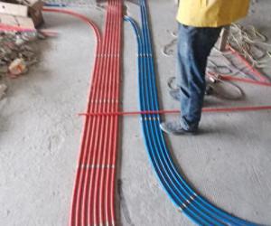 装修电工穿线安全规范：绝缘层无损防护实操指南