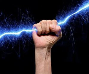 四种人体触电方式详解 原理 场景 防护一次讲清