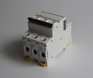 空开与漏保选型指南:型号、线径、功率对应全解析