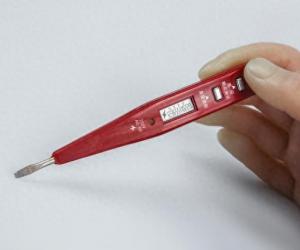 5分钟学会测电笔用法！查断点、辨零火线，比万用表还实用