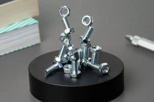 磁铁一直在吸东西，为什么不会把能量用光？
