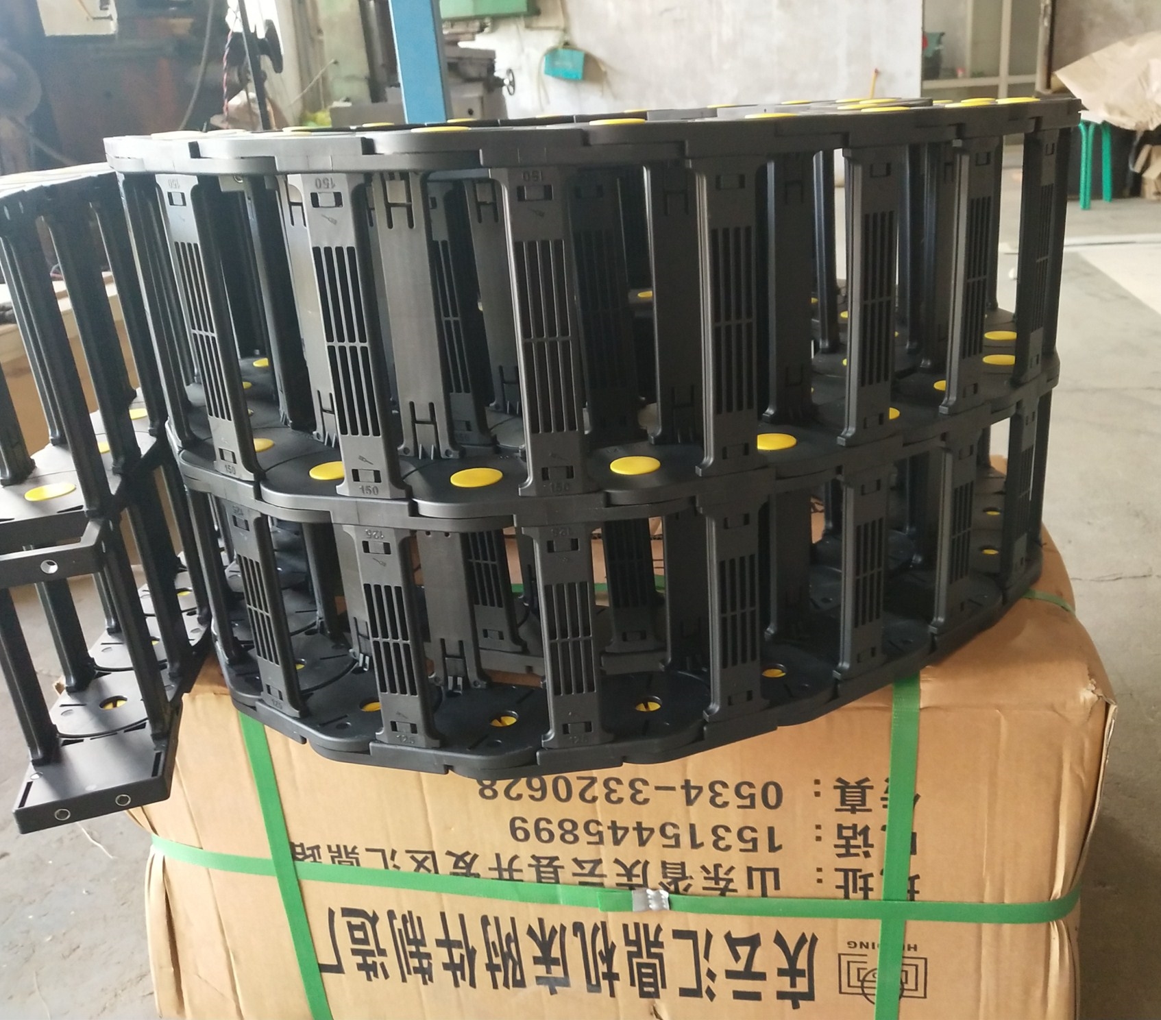 数控机床拖链隔离片使用条件 数控机床拖链隔离片使用条件