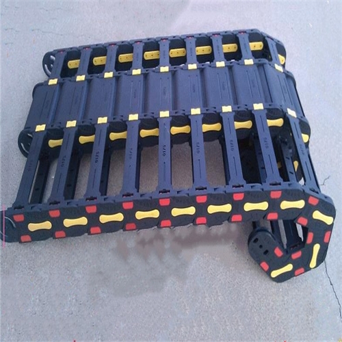 数控机床塑料拖链加摩擦片好处