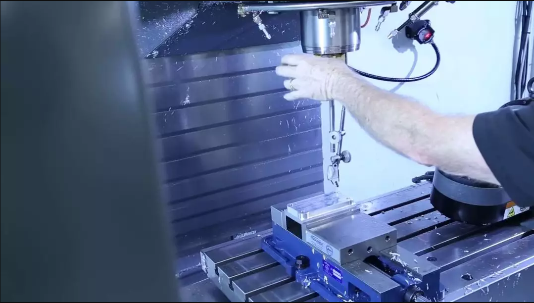 哈斯数控-在车床和卧式加工中心上正确的使用校表