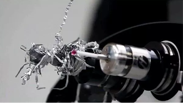 技巧 | 清除刀具上缠绕的长屑，更简单了！