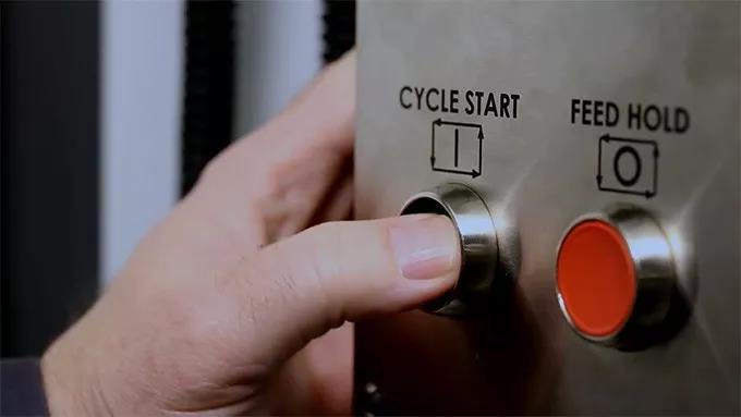 哈斯数控：用单段执行功能来避免灾难的发生