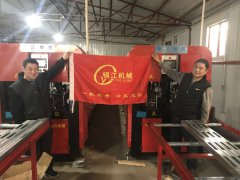 钢木龙骨冲孔机该如何维修