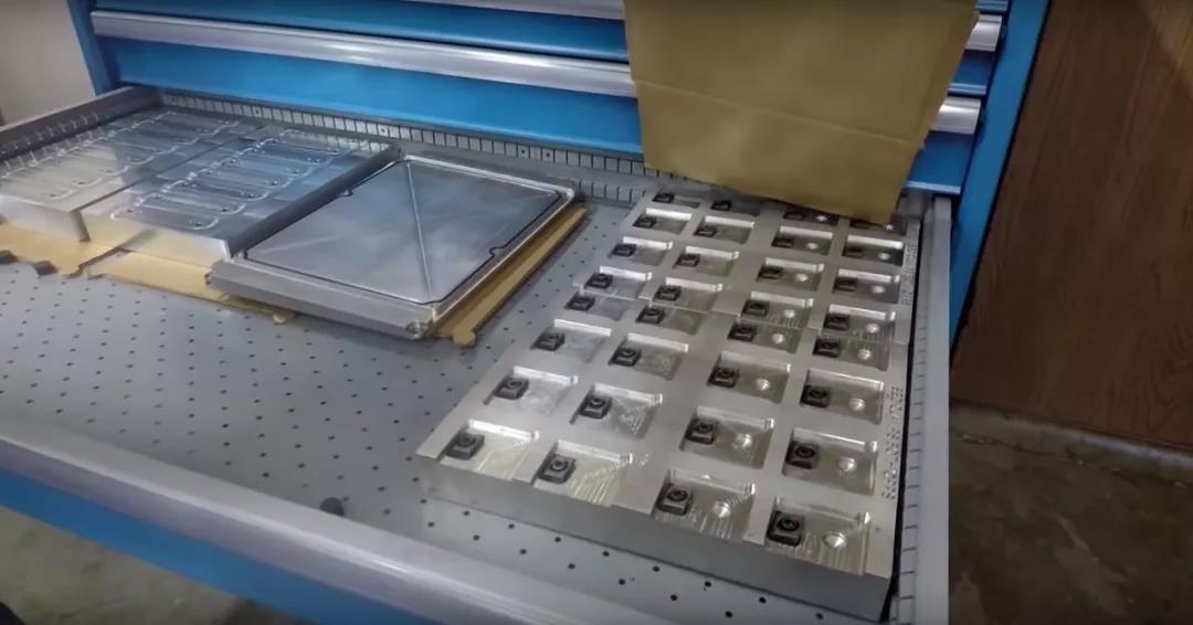 哈斯数控-自制真空吸盘抓手