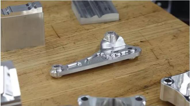 哈斯数控-如何用校表来找到孔的中心