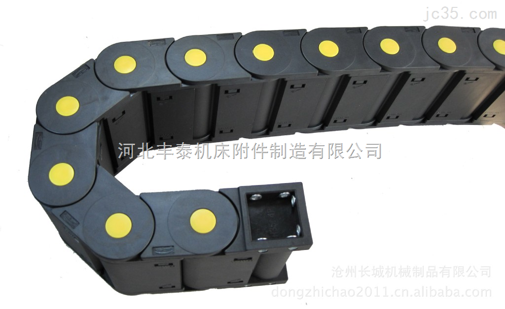 导致工程塑料拖链表面出现划痕的原因有哪些？