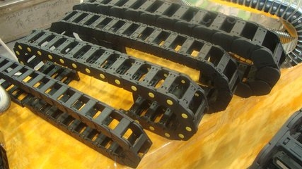 发电厂翻车机电缆拖链规格大全